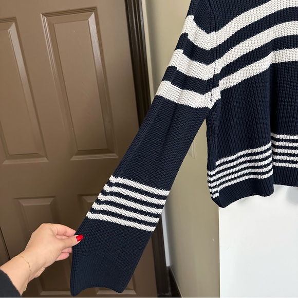 Navy & White Cable Knit - Picture 2 of 3